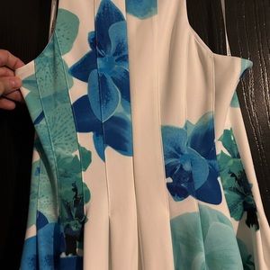 Sz 6 Calvin Klein dress